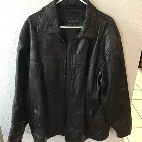 Leather coat - Picture 2 of 2